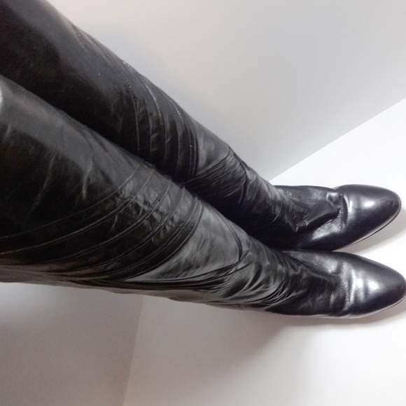 NEIMAN MARCUS Black High Heeled Boots Size 9 - Picture 3 of 8